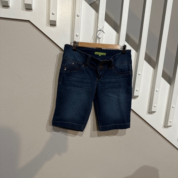 YMI Pants - Jeans shorts by YMI